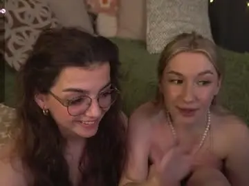 Chaturbate Free Live Porn of huba_booba