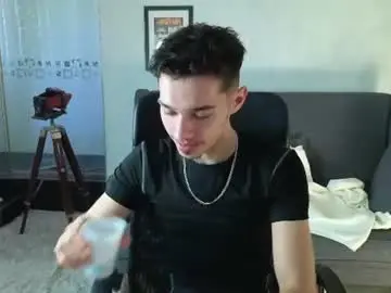 Chaturbate Live Sex Cam of kaydendrew