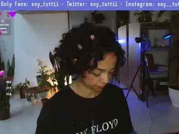 Chaturbate Nude Webcam of sweet_bluee