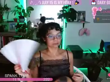 Chaturbate Nude Webcam of sweet_bluee