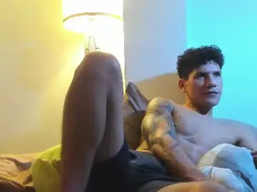 Chaturbate Best live sex cam show of adriano_bigcock