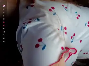 Chaturbate Live Sex of foxylovesyou