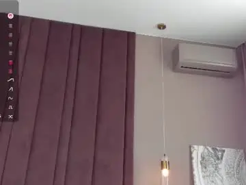 Chaturbate Live Sex of foxylovesyou