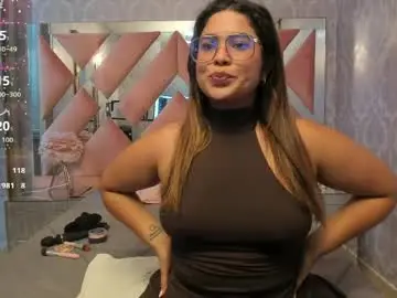 Chaturbate Live Sex Cam of liz_ariza4u