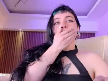 Chaturbate Nude Webcam of lucy_smith7