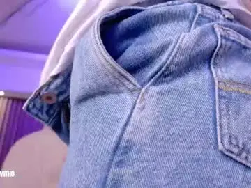 Chaturbate Live Porn of lucy_smith7