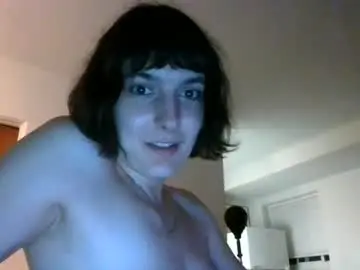 Chaturbate Live Sex Cam of mia_177