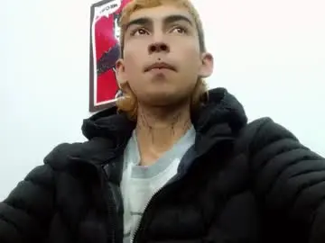 Chaturbate Private Sex Chat of ttimy_x_boy