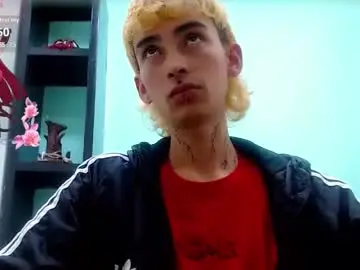 Chaturbate Sex Cam of ttimy_x_boy