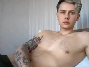Chaturbate Best live sex cam show of danny_love01
