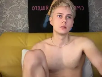 Chaturbate Free Porn Cam of danny_love01