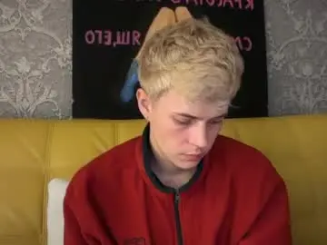 Chaturbate Sex Cam of danny_love01