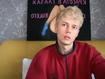 Chaturbate Sex Cam of danny_love01