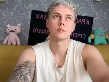 Chaturbate Adult Webcams of danny_love01