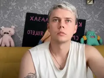 Chaturbate Free Porn Cam of danny_love01
