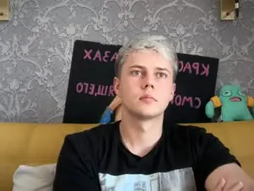 Chaturbate Free Live Porn of danny_love01