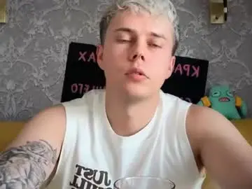 Chaturbate Sex Cam of danny_love01