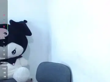Chaturbate Live Sex Cam of maja_bloom