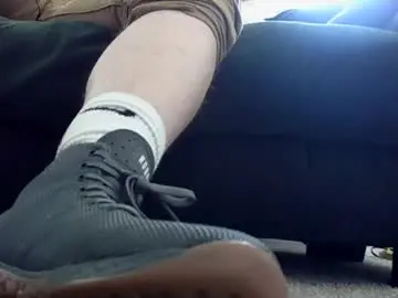 Chaturbate Live Sex Cam of muscleboi24
