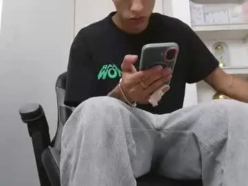 Chaturbate Nude Webcam of russell_adams_