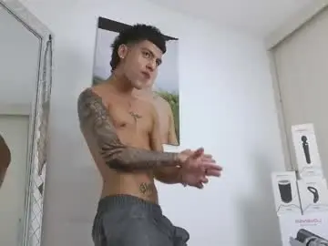 Chaturbate Free Porn Cam of russell_adams_