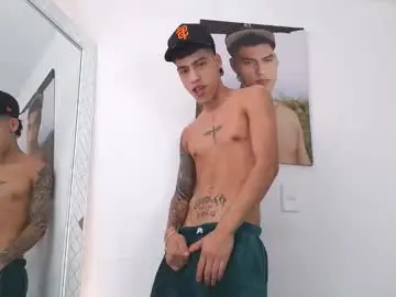 Chaturbate Adult Video Chat of russell_adams_