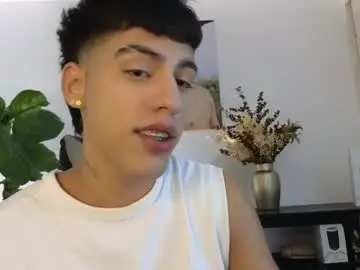 Chaturbate Live Sex of russell_adams_