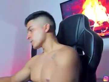 Chaturbate Live Porn of andy_walker_