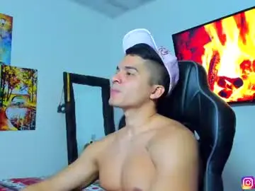 Chaturbate Adult Video Chat of andy_walker_