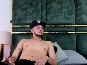 Chaturbate Live Porn of gael_coral