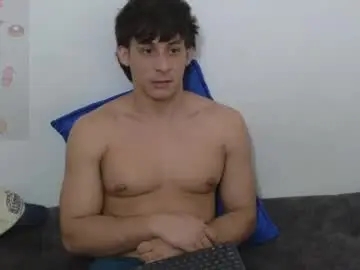Chaturbate Live Sex Cam of luigisb
