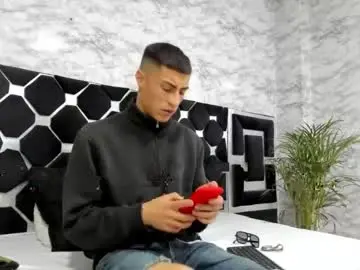 Chaturbate Best live sex cam show of mr_porn_9