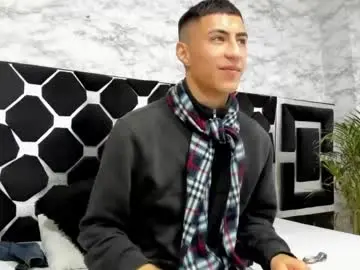 Chaturbate Live Sex of mr_porn_9