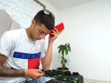 Chaturbate Adult Webcam of mr_porn_9