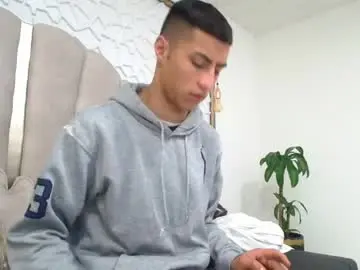 Chaturbate Live Sex of mr_porn_9