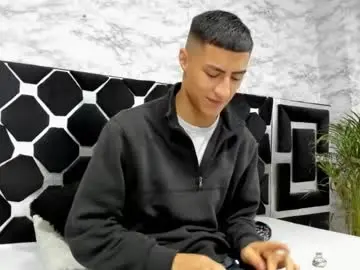 Chaturbate Adult Webcam of mr_porn_9