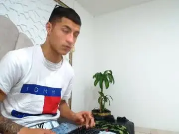 Chaturbate Best live sex cam show of mr_porn_9