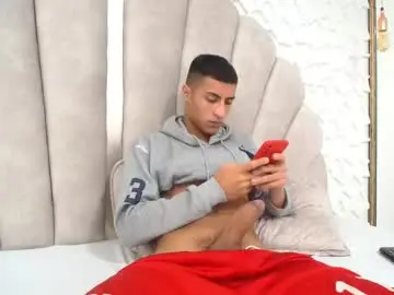 Chaturbate Free Porn Cam of mr_porn_9