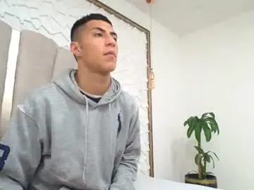 Chaturbate Live Sex of mr_porn_9
