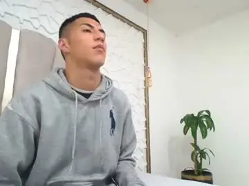 Chaturbate Adult Webcam of mr_porn_9