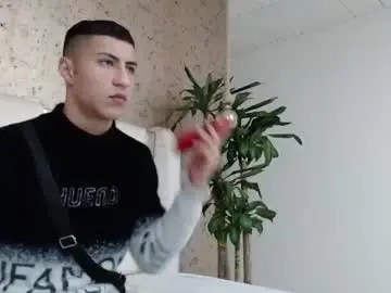 Chaturbate Live Porn of mr_porn_9
