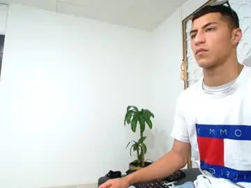 Chaturbate Sex Chat of mr_porn_9