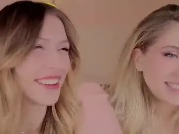 Chaturbate Live Sex Cam of pinkadele