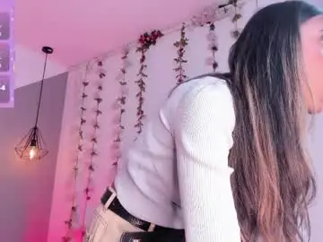 Chaturbate Live Sex Cam of rue_zue