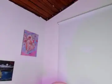 Chaturbate Free Porn Cam of ale_alejandra