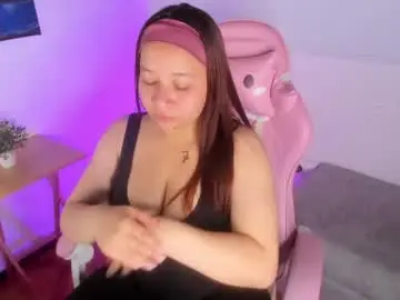 Chaturbate Free Porn Cam of ale_alejandra
