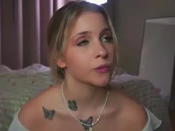 Chaturbate Sex Chat of ceceliapidcock