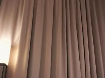 Chaturbate Live Sex Cam of ceceliapidcock
