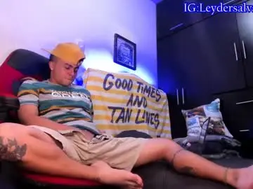 Chaturbate Free Porn Cam of ostensalvatore