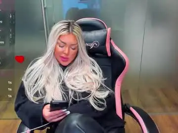 Chaturbate Best live sex cam show of sarahstone_